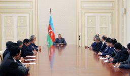 Президент Ильхам Алиев: Единство, солидарность, сотрудничество между мусульманскими странами должны достигнуть еще более высокого уровня (версия 2) (ФОТО)