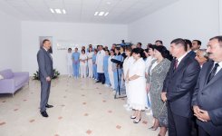 Президент Ильхам Алиев: Основная цель социальной политики - улучшить благосостояние азербайджанского народа (версия 2) (ФОТО)