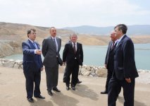 Azerbaijani President visits Takhtakorpu Water Reservoir`s construction site (PHOTO)
