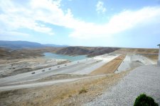 Azerbaijani President visits Takhtakorpu Water Reservoir`s construction site (PHOTO)