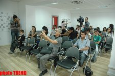 Надо решать проблемы сообща - председатель общества "Милосердная мать" Натиг Ахмедов (фотосессия)