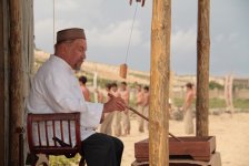Юлий Гусман: "Когда и фрукты слаще, и горы выше, и море голубее" (фото)