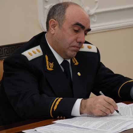 Азиз Сеидов назначен прокурором Баку на второй срок