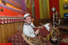Любовь азербайджанских шоу-звезд к кальяну: история, этимология, устройство (фотосессия)