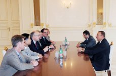 Президент Азербайджана принял председателя комитета Сената Калифорнии (ФОТО)
