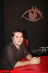 Забир Алиев и Гюнель очищаются от порчи при свете свечей (фотосессия)