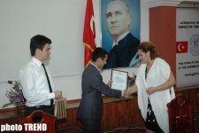 Айбениз Гашимова удостоена премии "Хазар" (фотосессия)