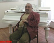 Работы Айгюн Акифгызы добрые по характеру – Хайам Мирзазаде (фотосессия)