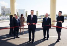 Президент Азербайджана и его супруга приняли участие в открытии гостиничного комплекса "Hilton Bakı" (ФОТО)