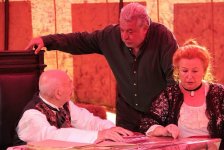 Анатолий Равикович сбежал из больницы Санкт-Петербурга в Баку (фото)
