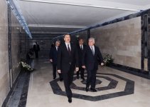 Президент Азербайджана принял участие в открытии подземных переходов и дорожной развязки (версия 2) (ФОТО)