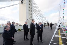 Президент Азербайджана принял участие в открытии подземных переходов и дорожной развязки (версия 2) (ФОТО)