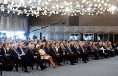 Президент Ильхам Алиев: Международный гуманитарный форум сыграет важную роль в превращении желаний в реальность (ФОТО)