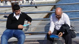 Марафон "красных ленточек" в Баку рассказал горожанам о СПИДе (фотосессия)
