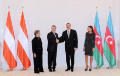 В Баку состоялась церемония официальной встречи Президента Австрии (ФОТО)