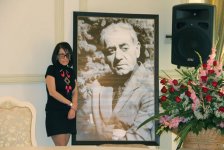 Эмма и Севда отметили в Баку 75-летие отца - известного писателя и журналиста Чингиза Алекперзаде (фотосессия)