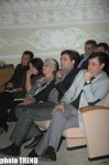 Яшар Нури в окружении молодых ангелов - совет Деде Горгуду (фотосессия)
