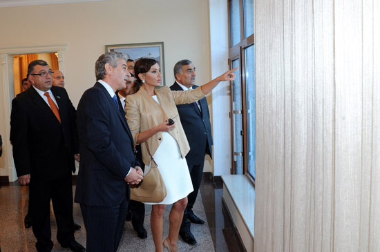 Azerbaijan`s First Lady opens new schools and YAP office in capital`s Khazar District (PHOTO)