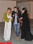 Группа Baccara не могла наесться в Баку фейхоа и виноградом (фотосессия)