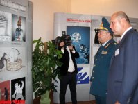 Баку - центр искусства карикатуры, или "Нет" наркотикам!" (фотосессия)