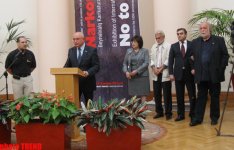 Баку - центр искусства карикатуры, или "Нет" наркотикам!" (фотосессия)