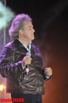Холодный бакинский ветер согрел солистку группы Ricchi e Poveri (фотосессия)