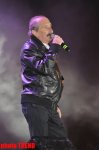 Холодный бакинский ветер согрел солистку группы Ricchi e Poveri (фотосессия)