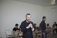 В День восстановления независимости Азербайджана певцы порадовали детей-сирот (фотосессия)