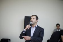 В День восстановления независимости Азербайджана певцы порадовали детей-сирот (фотосессия)