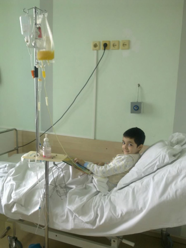 SOS! Спасите 7-летнего Нахида - донором может стать родной брат (фото)
