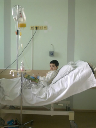 SOS! Спасите 7-летнего Нахида - донором может стать родной брат (фото)