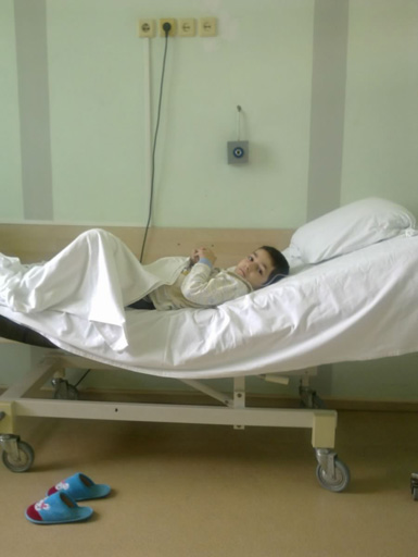 SOS! Спасите 7-летнего Нахида - донором может стать родной брат (фото)