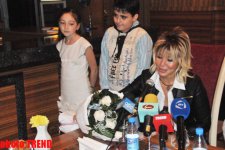 Бриллиант Дадашова увековечила свои ностальгические чувства о любви и бриллианте (фотосессия)