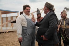 Юлий Гусман взорвал дом в Нардаране - жители в настоящем шоке (фотосессия)