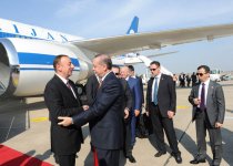 Президент Азербайджана прибыл в турецкий город Измир