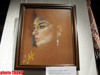 Молодая азербайджанская художница показала свою Страну чудес (фотосессия)