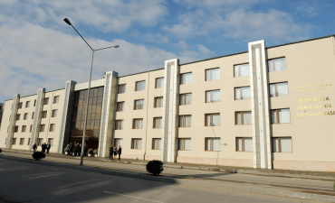 Ильхам Алиев принял участие в открытии Республиканской детской клинической больницы после капремонта (ФОТО)