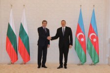 В Баку состоялась церемония официальной встречи Президента Болгарии (ФОТО)