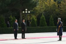 В Баку состоялась церемония официальной встречи Президента Болгарии (ФОТО)