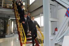Ильхам Алиев принял участие в открытии предприятия по переработке кукурузы и производству глюкозы в Огузе (ФОТО)