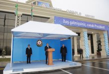 Ильхам Алиев: В Азербайджане все вопросы, связанные с транспортом, решаются успешно, профессионально и на высоком уровне (ФОТО)