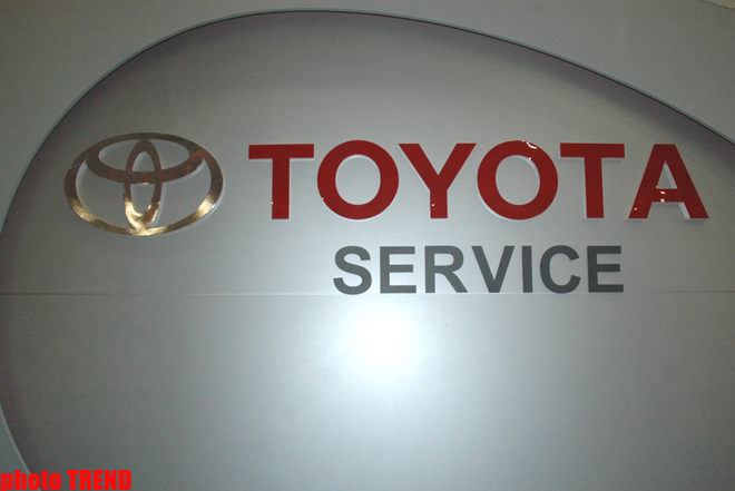 В Баку в торжественной обстановке презентовали эксклюзивные модели Toyota Camry и Toyota Yaris (фотосессия)
