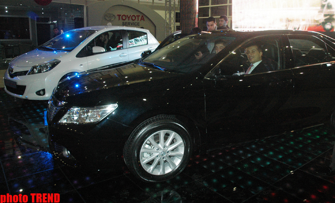 В Баку в торжественной обстановке презентовали эксклюзивные модели Toyota Camry и Toyota Yaris (фотосессия)