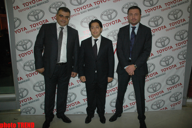 В Баку в торжественной обстановке презентовали эксклюзивные модели Toyota Camry и Toyota Yaris (фотосессия)
