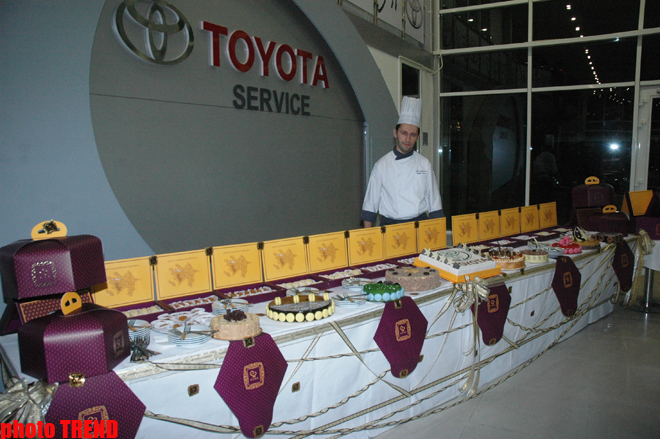 В Баку в торжественной обстановке презентовали эксклюзивные модели Toyota Camry и Toyota Yaris (фотосессия)