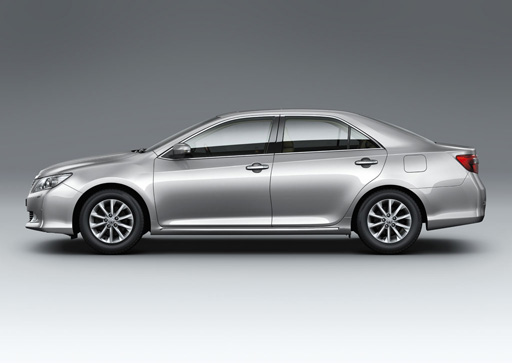 В Баку в торжественной обстановке презентовали эксклюзивные модели Toyota Camry и Toyota Yaris (фотосессия)