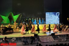 Ностальгический юбилей квартета "Гая" в Баку – "взрыв бомбы", "пуд хлеба и соли" (фотосессия)