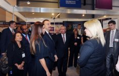 Ильхам Алиев  и его супруга ознакомились с Международной выставкой "BakuTel-2011" (ФОТО)