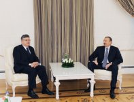Президент Азербайджана принял заместителя генсека НАТО