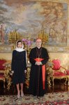 Первая леди Азербайджана встретилась с госсекретарем Святого Престола (ФОТО)